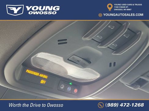 Certified 2024 Chevrolet Trax RS w/ Sunroof Package FWD image 23