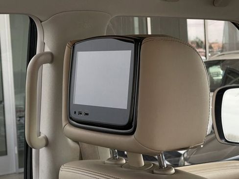 Used 2023 Nissan Armada Platinum w/ Captain's Chairs Package image 27