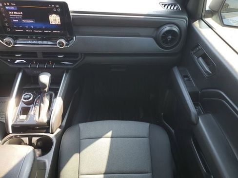 Used 2024 Chevrolet Colorado Trail Boss w/ Advanced Trailering Package image 21