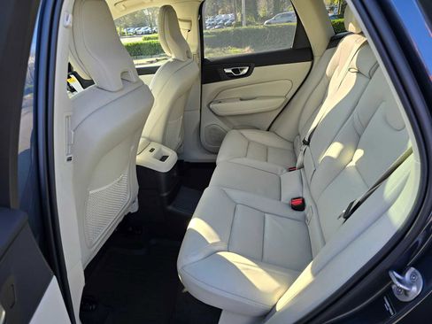 New 2026 Volvo XC60 T8 Ultra w/ Protection Package Premier image 16