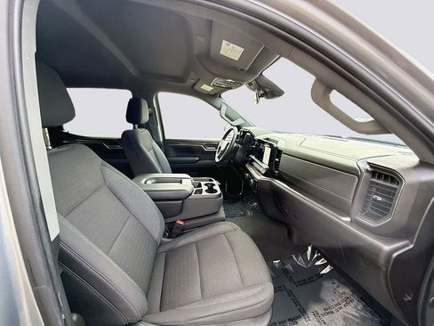 Used 2024 Chevrolet Silverado 1500 LT w/ Protection Package image 18