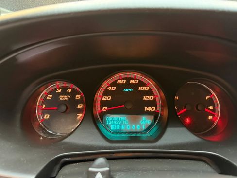Used 2006 Chevrolet Monte Carlo SS w/ Convenience Package FWD image 13