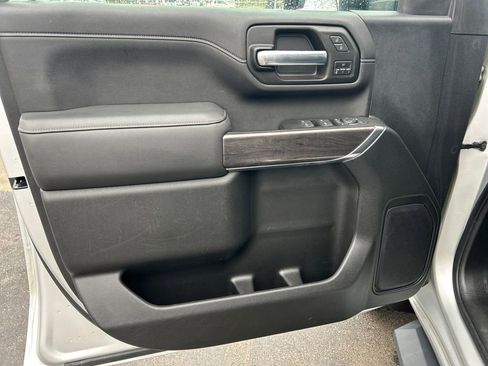 Used 2020 Chevrolet Silverado 2500 LTZ w/ LTZ Plus Package image 16