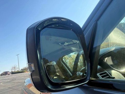 Used 2016 Land Rover Range Rover HSE image 20