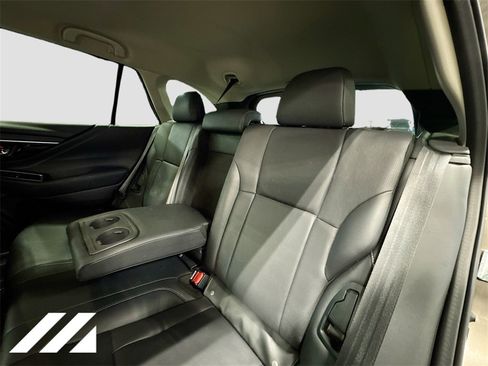 Used 2022 Subaru Outback Limited image 27