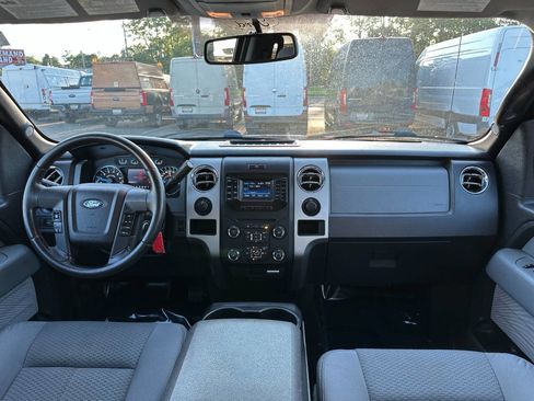 Used 2014 Ford F150 XLT w/ XLT Convenience Package image 18
