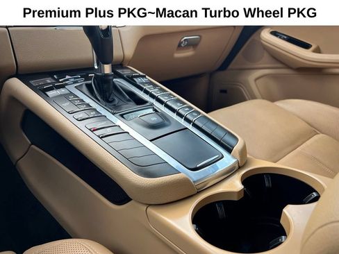 Used 2017 Porsche Macan AWD/4WD image 61