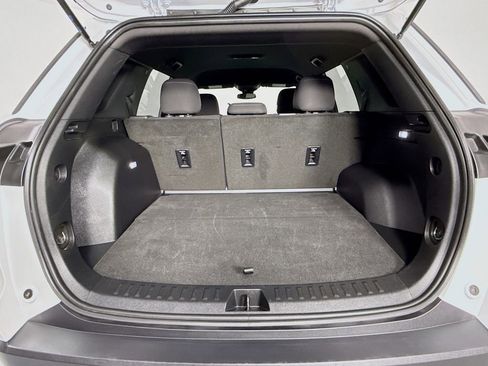 Used 2025 Chevrolet Equinox LT image 26