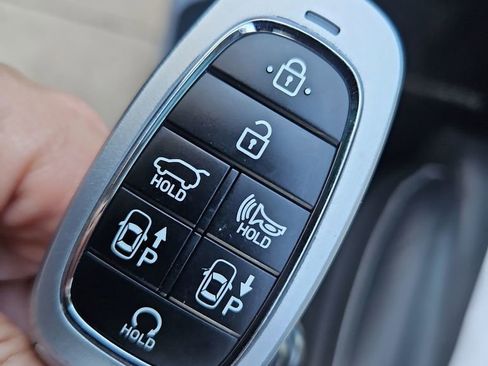 Used 2023 Hyundai Santa Fe Limited w/ Cargo Package image 41