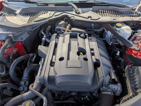 Used 2018 Ford Mustang Premium RWD image 31