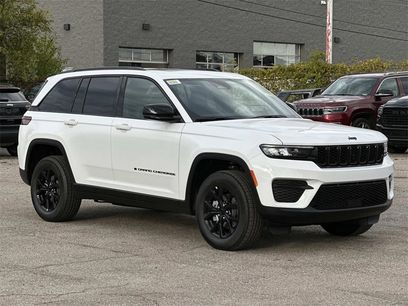New 2025 Jeep Grand Cherokee Laredo
