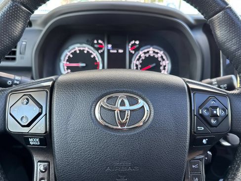 Used 2023 Toyota 4Runner TRD Off-Road Premium w/ Moonroof Package AWD/4WD image 26
