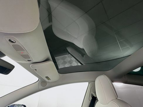 Used 2021 Tesla Model 3 Long Range image 25