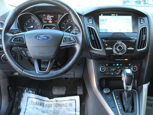 Used 2016 Ford Focus Titanium w/ Exterior Protection Package image 18