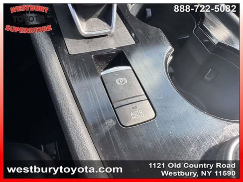 Used 2023 Nissan Rogue SV w/ SV Premium B Package image 30