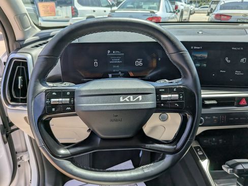 Certified 2026 Kia Sorento S FWD image 31