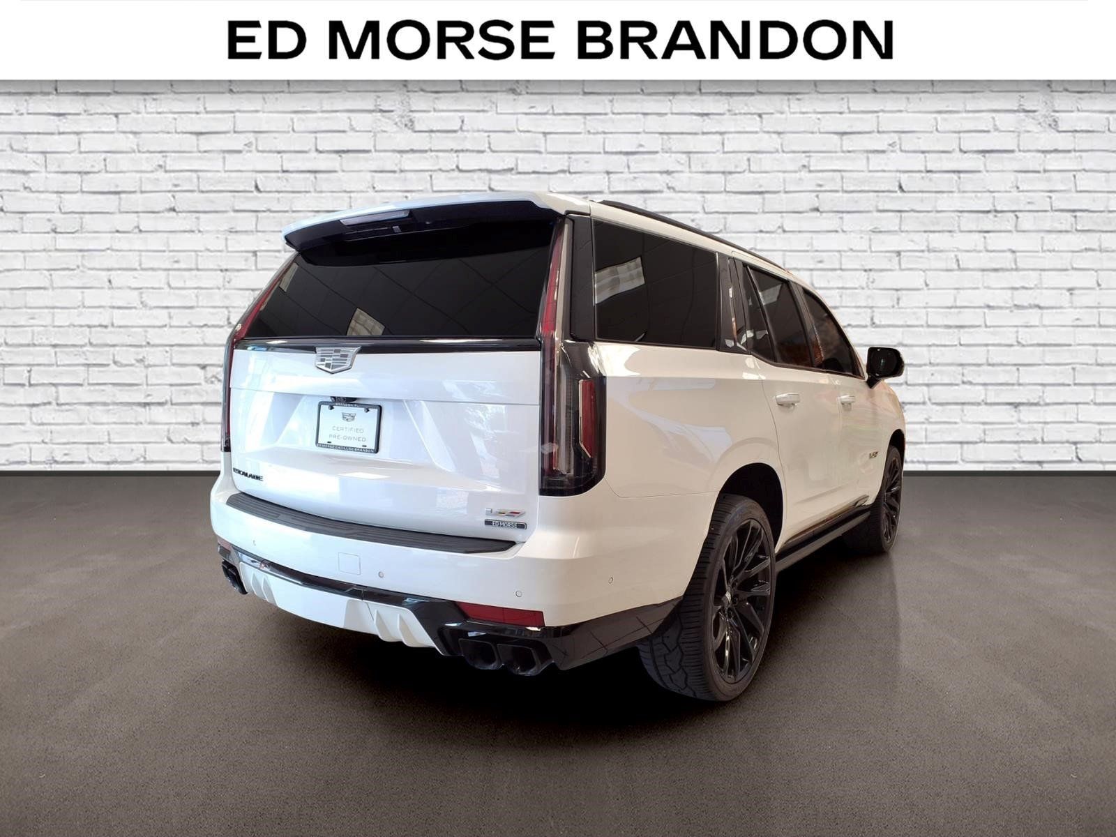Certified 2023 Cadillac Escalade V w/ LPO, ONYX Package AWD/4WD image 5