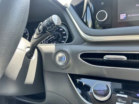 Used 2022 Hyundai Sonata SEL w/ Cargo Package image 11