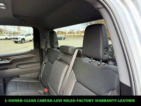 Certified 2025 GMC Sierra 1500 SLT image 8
