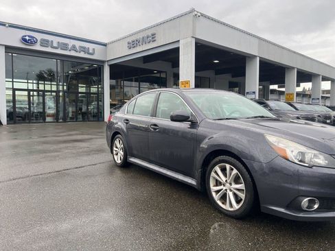 Used 2013 Subaru Legacy 3.6R Limited image 4