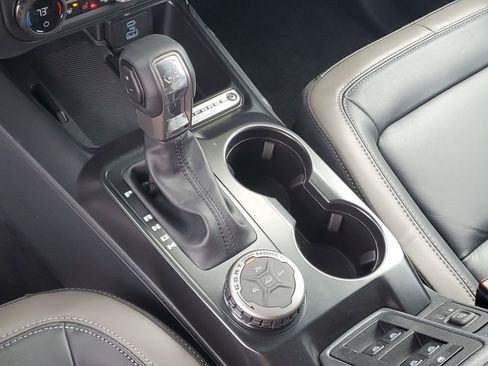 New 2025 Ford Bronco Outer Banks image 34