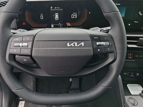 New 2026 Kia Sportage EX FWD image 15