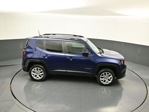 Used 2018 Jeep Renegade Latitude image 35