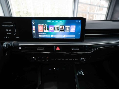 Used 2025 Kia K5 GT w/ GT1 Package image 17