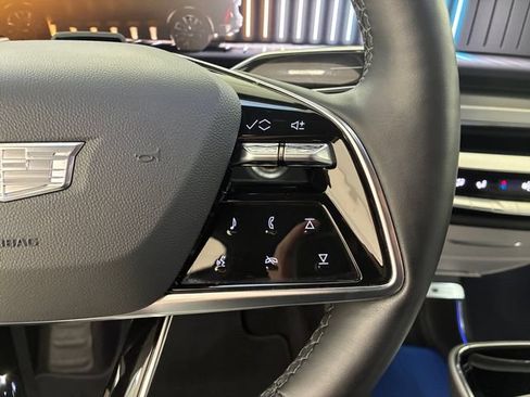 Certified 2023 Cadillac Lyriq AWD image 24