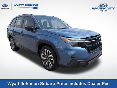 Used 2025 Subaru Forester Touring AWD/4WD image 13