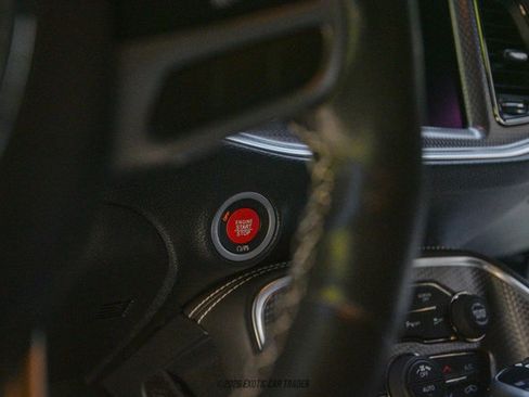 Used 2019 Dodge Challenger SRT Hellcat Redeye RWD image 28