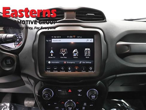 Used 2022 Jeep Renegade Latitude w/ Convenience Group AWD/4WD image 12
