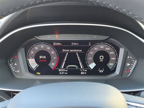 Certified 2025 Audi Q3 2.0T Premium w/ Convenience Package image 22