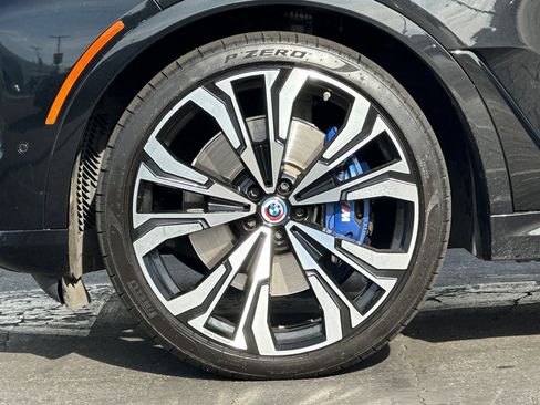 Used 2023 BMW X7 M60i w/ Executive Package image 28