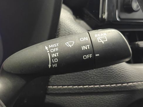 Used 2019 Toyota RAV4 LE w/ All Weather Liner Package AWD/4WD image 38