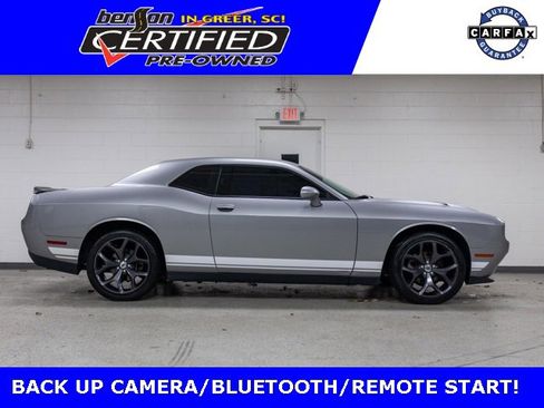 Used 2017 Dodge Challenger SXT w/ Driver Convenience Group image 1