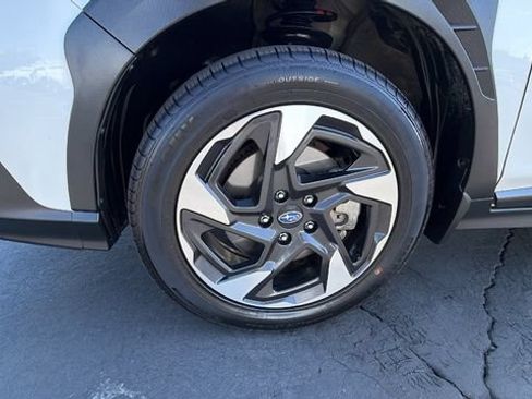 Used 2024 Subaru Crosstrek 2.5i Limited AWD/4WD image 10