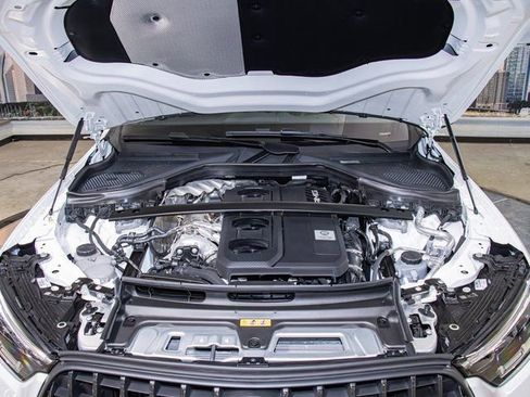 Certified 2026 Mercedes-Benz GLC 43 AMG 4MATIC image 5