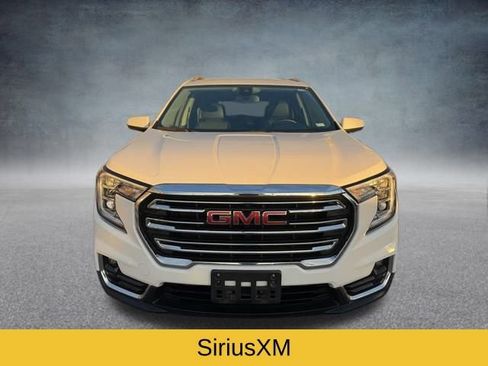 Used 2024 GMC Terrain SLT image 9