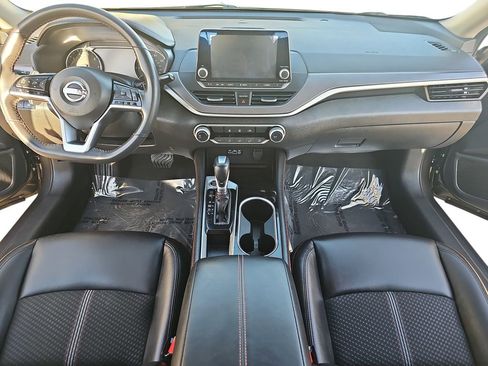 Used 2023 Nissan Altima 2.5 SR image 9