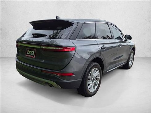 Used 2023 Lincoln Corsair FWD image 5
