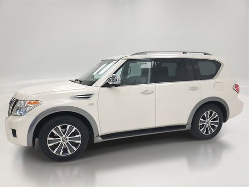 Used 2020 Nissan Armada SL w/ Premium Package image 4