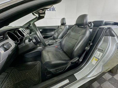 Used 2020 Ford Mustang Premium RWD image 24