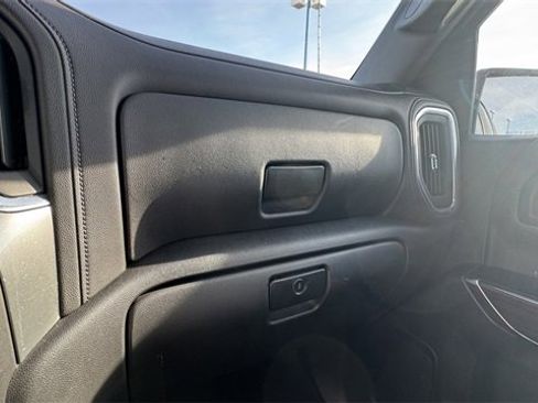 Used 2022 Chevrolet Silverado 1500 LT image 33