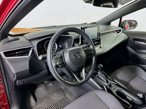 Used 2022 Toyota Corolla SE image 11