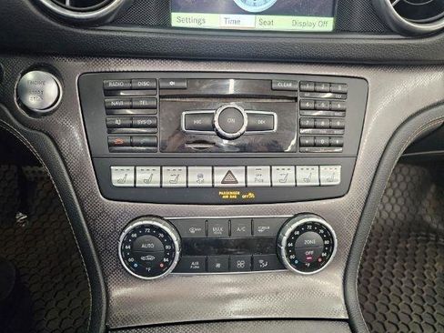 Used 2013 Mercedes-Benz SL 550 image 25