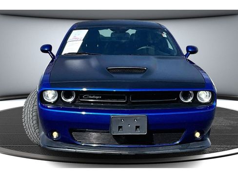 Used 2022 Dodge Challenger R/T Scat Pack w/ T/A Package RWD image 4