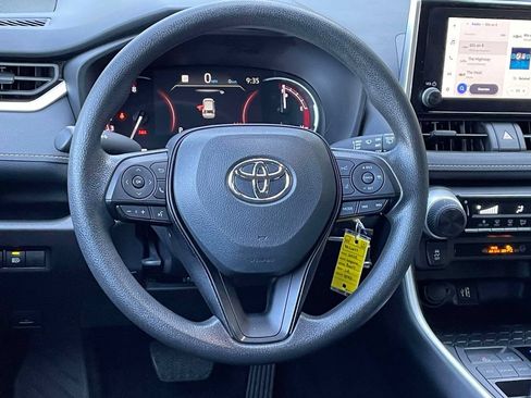 Used 2025 Toyota RAV4 LE FWD image 17