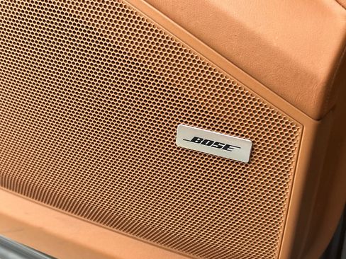 Used 2023 Porsche Cayenne Turbo w/ Premium Package Plus (PI3) image 31