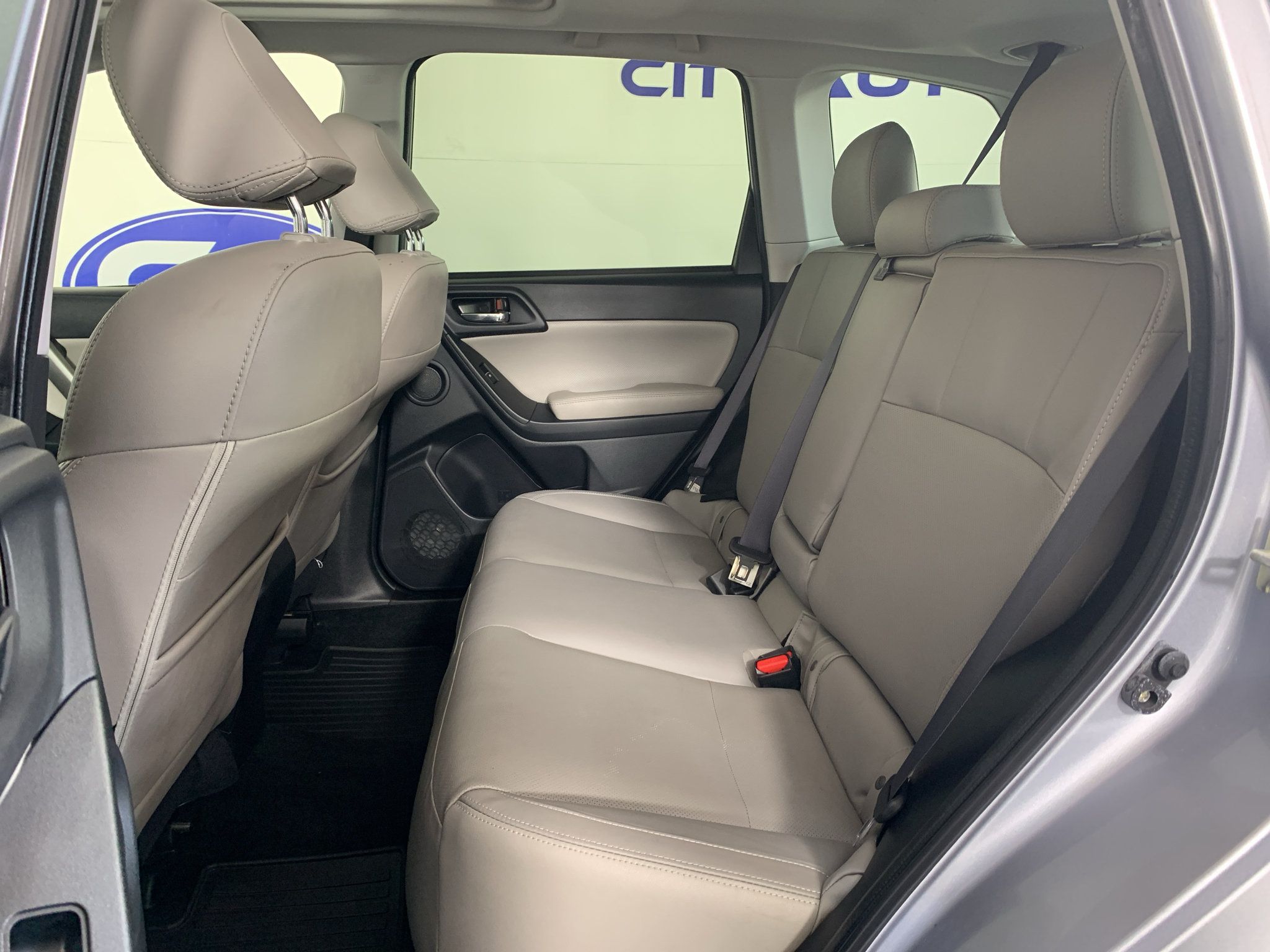 Used 2017 Subaru Forester 2.5i Limited AWD/4WD image 30